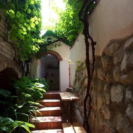 Crhan 3* מיקולוב