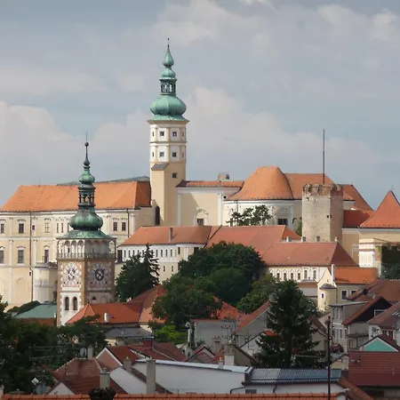 בית הארחה Crhan מיקולוב